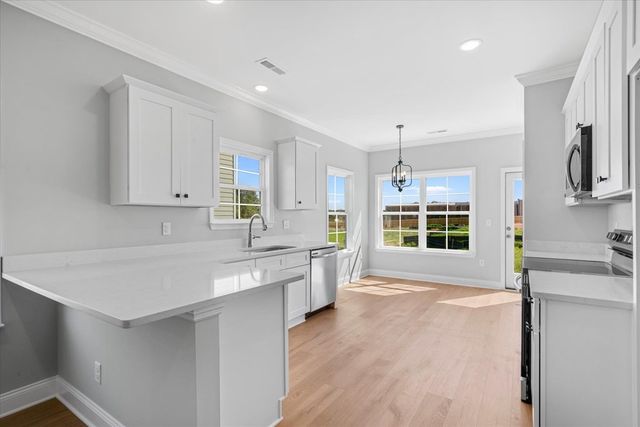 186 Andros Dr, Dalton, GA 30721