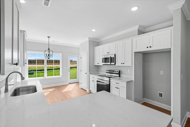 186 Andros Dr, Dalton, GA 30721