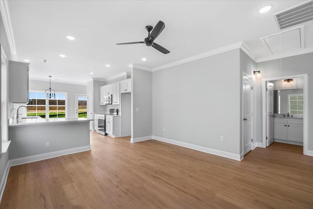 186 Andros Dr, Dalton, GA 30721