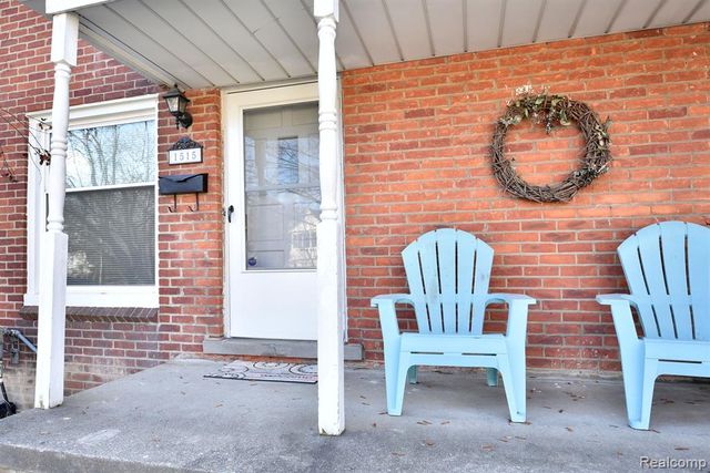1515 W Farnum Avenue, Royal Oak, MI 48067