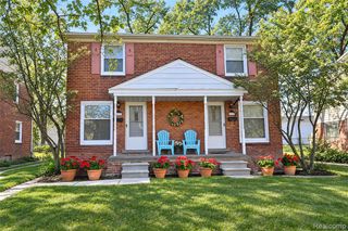1515 W Farnum Avenue, Royal Oak, MI 48067