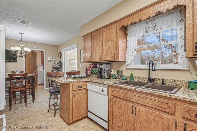 27831 Fair Hill Road, Cameron, OK 74932