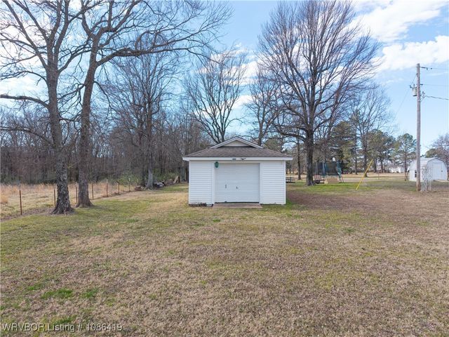 27831 Fair Hill Road, Cameron, OK 74932