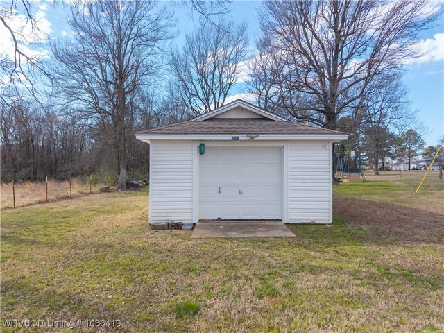 27831 Fair Hill Road, Cameron, OK 74932