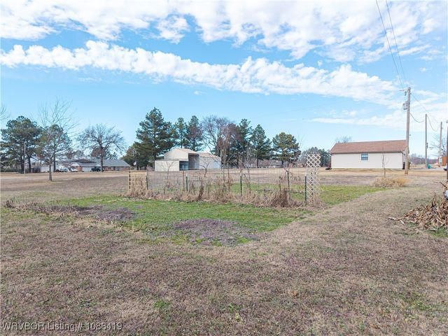27831 Fair Hill Road, Cameron, OK 74932