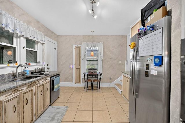 330 HARTFORD AVENUE, Daytona Beach, FL 32118
