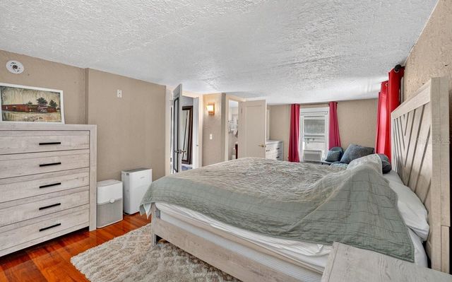 330 HARTFORD AVENUE, Daytona Beach, FL 32118