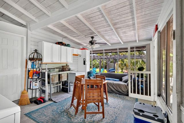 330 HARTFORD AVENUE, Daytona Beach, FL 32118