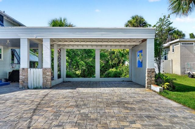 330 HARTFORD AVENUE, Daytona Beach, FL 32118