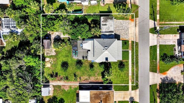 330 HARTFORD AVENUE, Daytona Beach, FL 32118