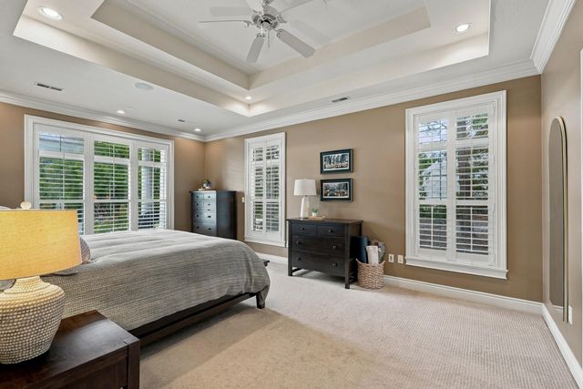 1211 SUTTON DR, Columbia, MO 65203