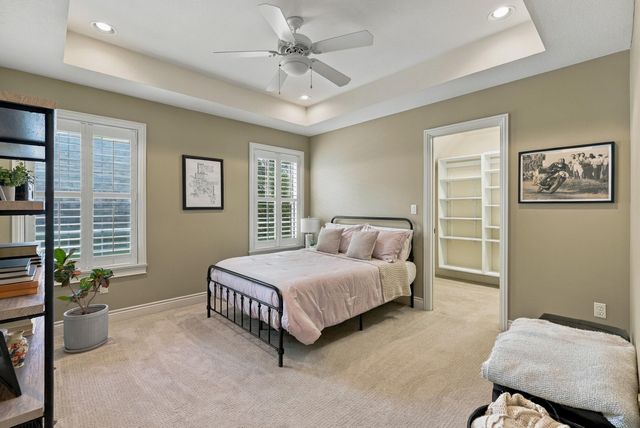 1211 SUTTON DR, Columbia, MO 65203