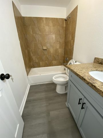 40 County Road 3577, Cleveland, TX 77327