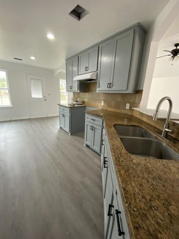 40 County Road 3577, Cleveland, TX 77327