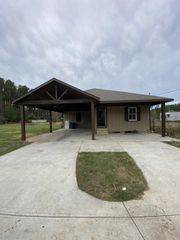 40 County Road 3577, Cleveland, TX 77327