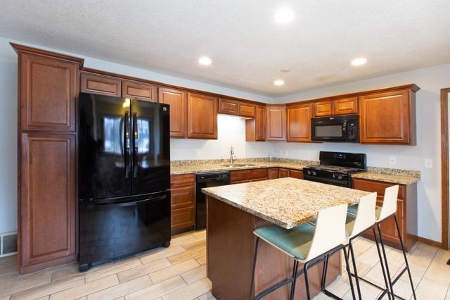 1133 126th Lane NE, Blaine, MN 55434