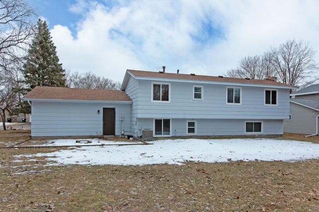1133 126th Lane NE, Blaine, MN 55434