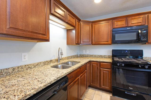 1133 126th Lane NE, Blaine, MN 55434