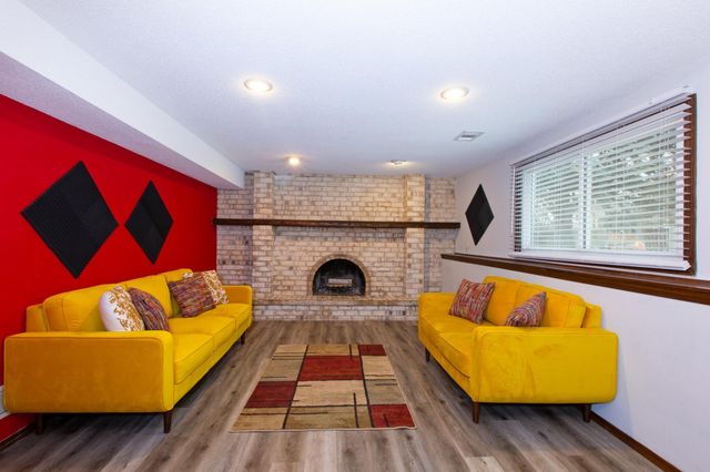 1133 126th Lane NE, Blaine, MN 55434