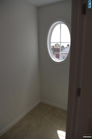 28 Davis Street, Harrison, NJ 07029