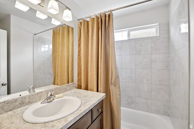 2337 W 1850 N, Clinton, UT 84015