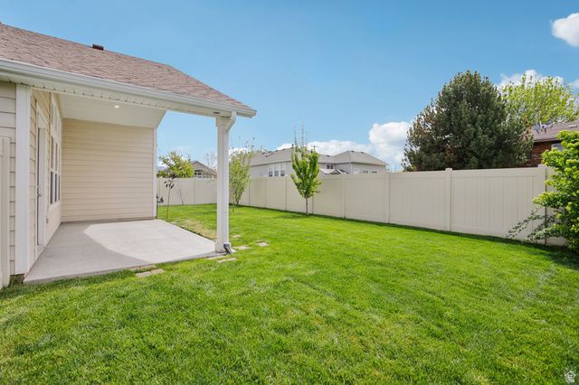 2337 W 1850 N, Clinton, UT 84015