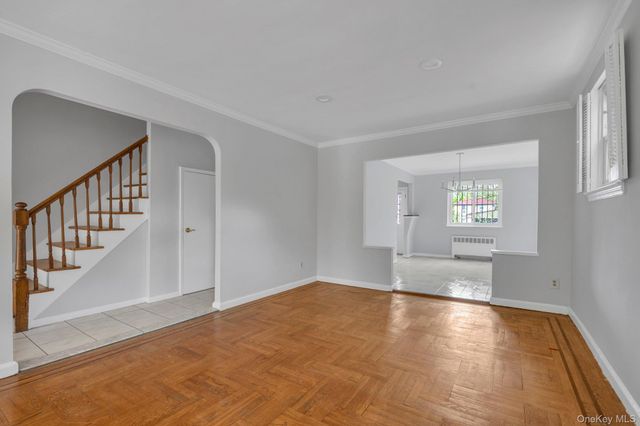 1287 Pelham Parkway N, Bronx, NY 10469