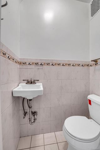 1287 Pelham Parkway N, Bronx, NY 10469