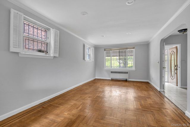 1287 Pelham Parkway N, Bronx, NY 10469