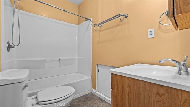 1502 N White Avenue, Pomona, CA 91768
