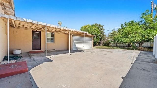 1502 N White Avenue, Pomona, CA 91768