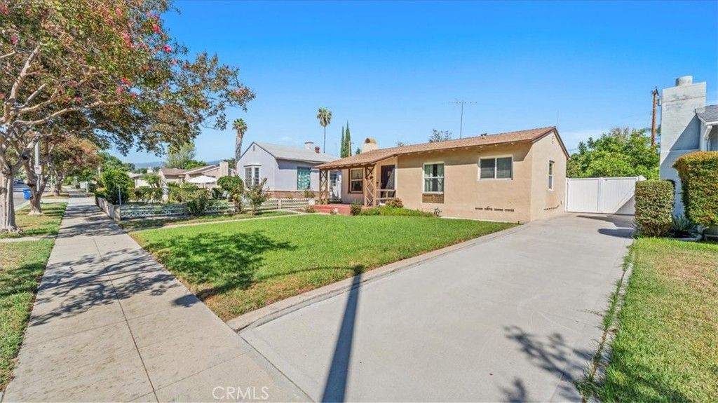 1502 N White Avenue, Pomona, CA 91768 — photo 3