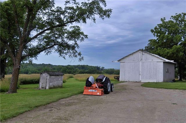 510 NW 100th Street, Spickard, MO 64679