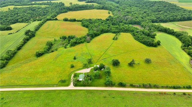 510 NW 100th Street, Spickard, MO 64679