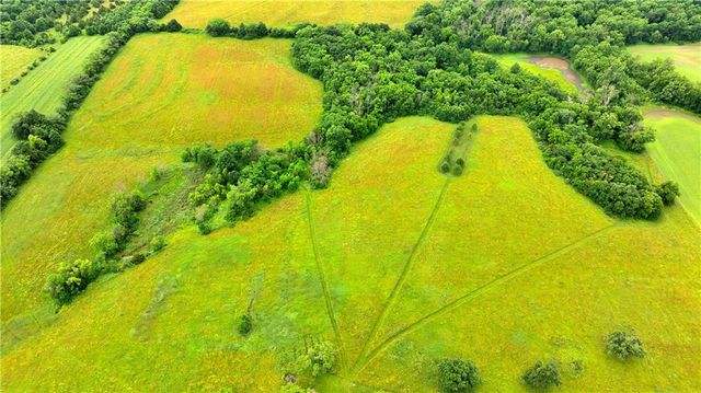 510 NW 100th Street, Spickard, MO 64679