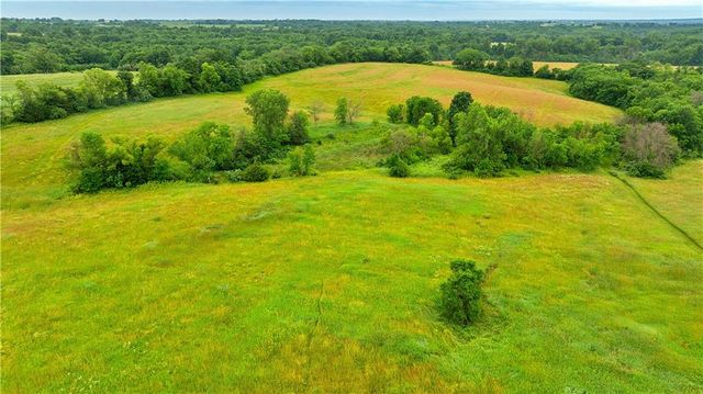 510 NW 100th Street, Spickard, MO 64679