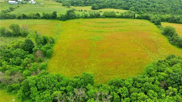 510 NW 100th Street, Spickard, MO 64679