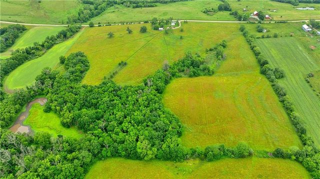 510 NW 100th Street, Spickard, MO 64679