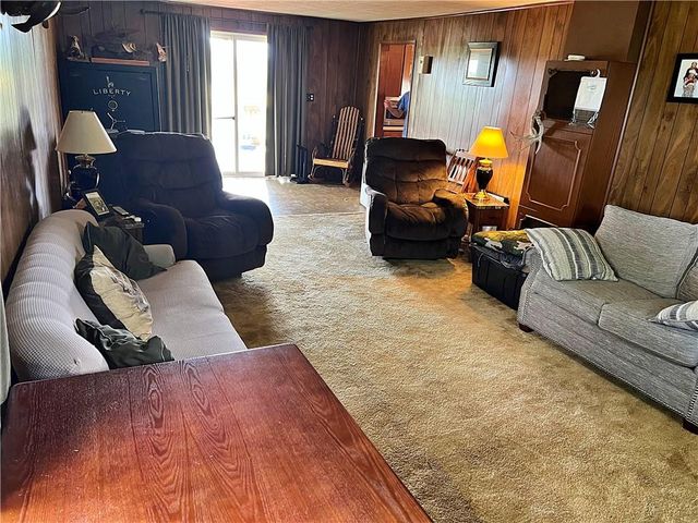 510 NW 100th Street, Spickard, MO 64679