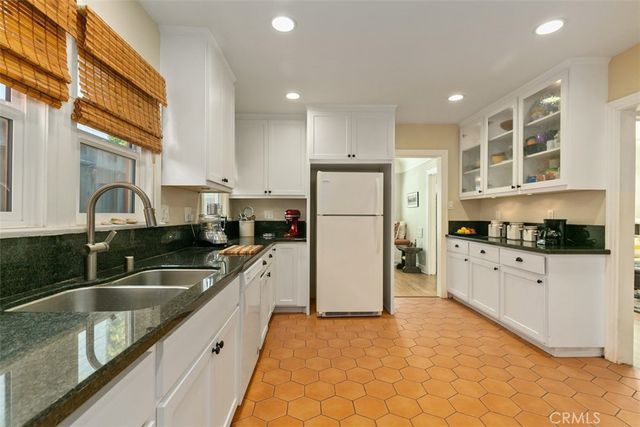 728 Belmont Avenue, Long Beach, CA 90804