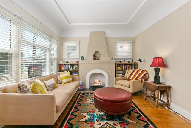 728 Belmont Avenue, Long Beach, CA 90804