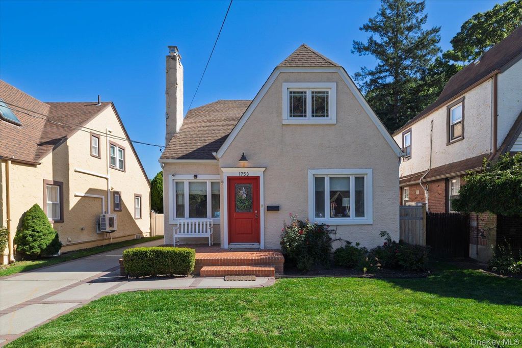 1753 Victoria Street, Baldwin, NY 11510 — exterior