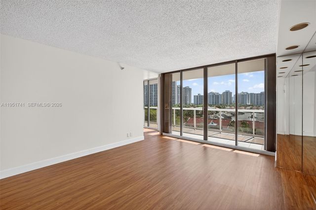 3640 Yacht Club Drive 708, Aventura, FL 33180