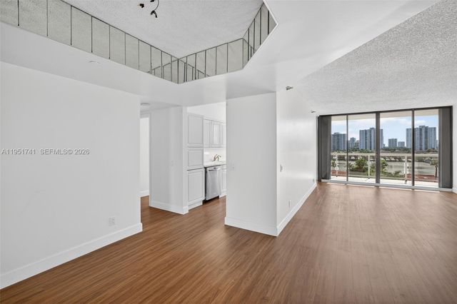 3640 Yacht Club Drive 708, Aventura, FL 33180