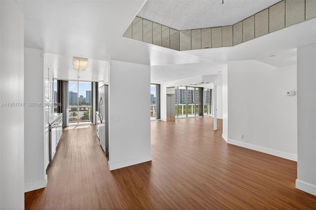 3640 Yacht Club Drive 708, Aventura, FL 33180