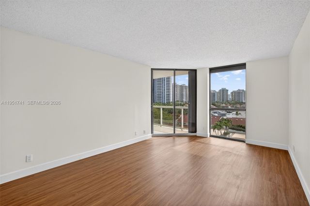 3640 Yacht Club Drive 708, Aventura, FL 33180