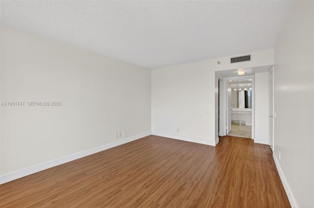 3640 Yacht Club Drive 708, Aventura, FL 33180