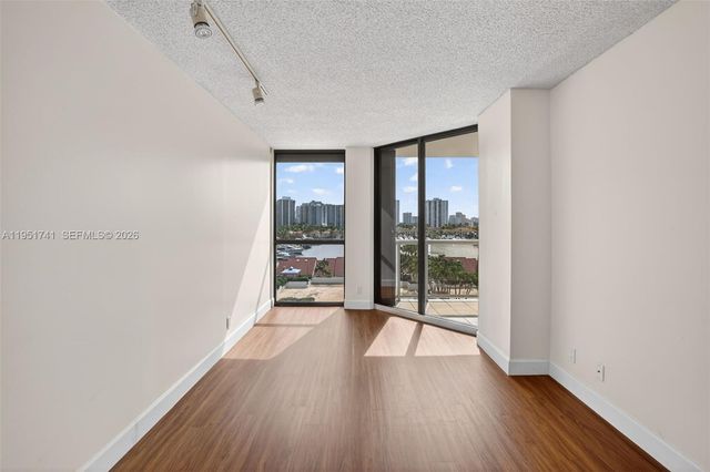 3640 Yacht Club Drive 708, Aventura, FL 33180