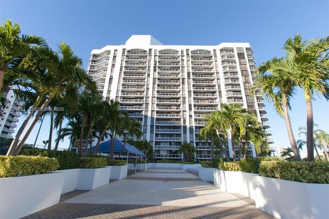 3640 Yacht Club Drive 708, Aventura, FL 33180