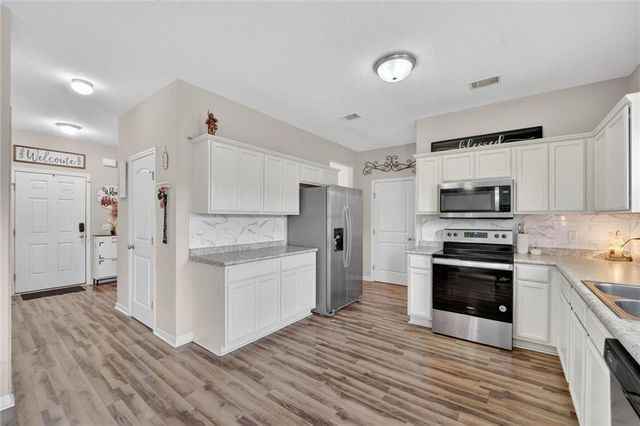 1766 Wiregrass Way, Hinesville, GA 31313